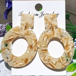 Fashion pearl Looking Circle Drop Acrylic Earrings